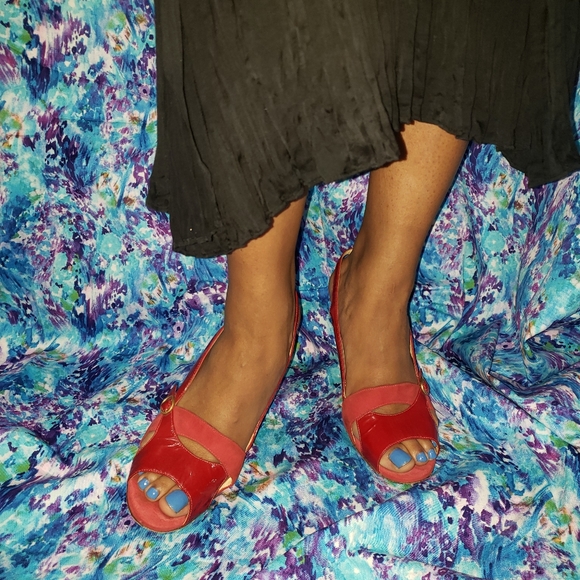 Shoes - Picture 1 of 5